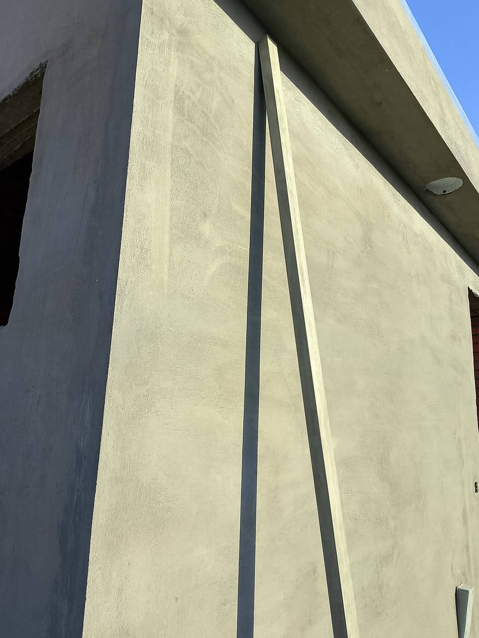 اسلام عليكم ورحمه الله 
 لباخ مصري متفرغ خشن ناعم طلس  فوم شغل هندسي درجه اولي جوده في العمل مكان بغداد*********** الرقم بي وتس
