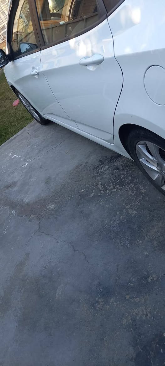 السلام عليكم اكسنت مديل ١٦خليجيه ماشيه ١٠٠ بيه بارد بل الداير الجاملغ الخلفي وصبغ دعاميه اماميه وبيه دمار بل الباب موضح بل الصوره والسونرموجود بي كل التفاصيل مكان السياره بغداد حي الجهاد محرك كير مكفولات حجم المحرك 16
السعر١١٠ رقم صاحب السياره***********اني مكلف بل النشرخابر ع صاحب السياره رجاء
