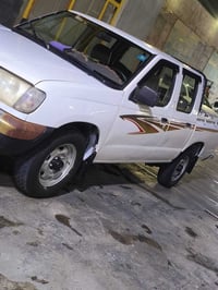 بيكم نيسان موديل 2002 بلادي فقط الصبغ عام  رقم الهاتف07858719532 باقي ...