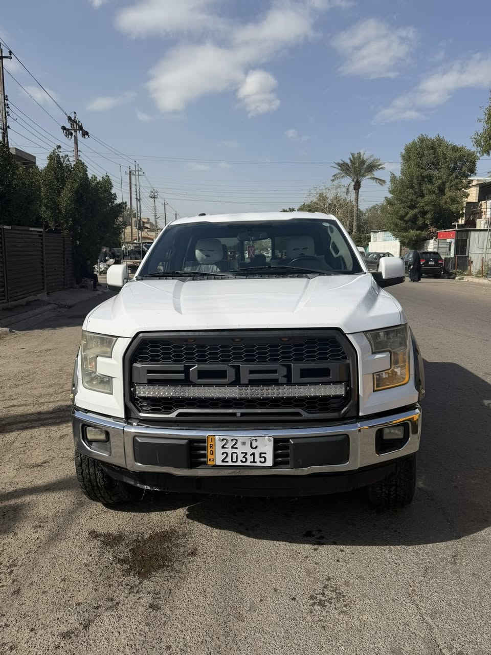 فورت f150
محرك 6 توين توربو
رابتر ايكو بوس
مديل 2016
خليجيه بيه ملاحضه كلش بسيطه 
سياره نضيفه حيل 
ماشيه 125
اقتصاديا جداً السياره
بسمي السياره
مكانه بغداد حي العامل
***********
السعر 22 دفترين وعشرين ورقه 
ترهم مراوس كورلا النترا
