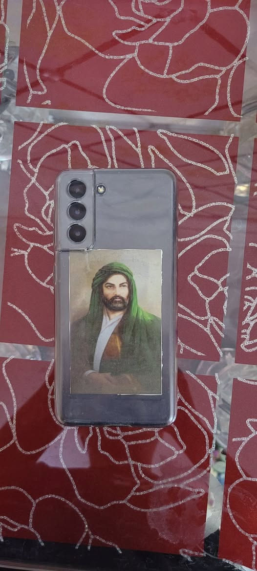 السلام عليكم موبايل كلكسي S21 للبيع ذاكرة 256 معالج سناب دراكون الجهاز لا مفتوح ولا مصلح بي طبع كلش خفيف بل شاشة السعر 250 مكن بغداد العبيدي ***********
