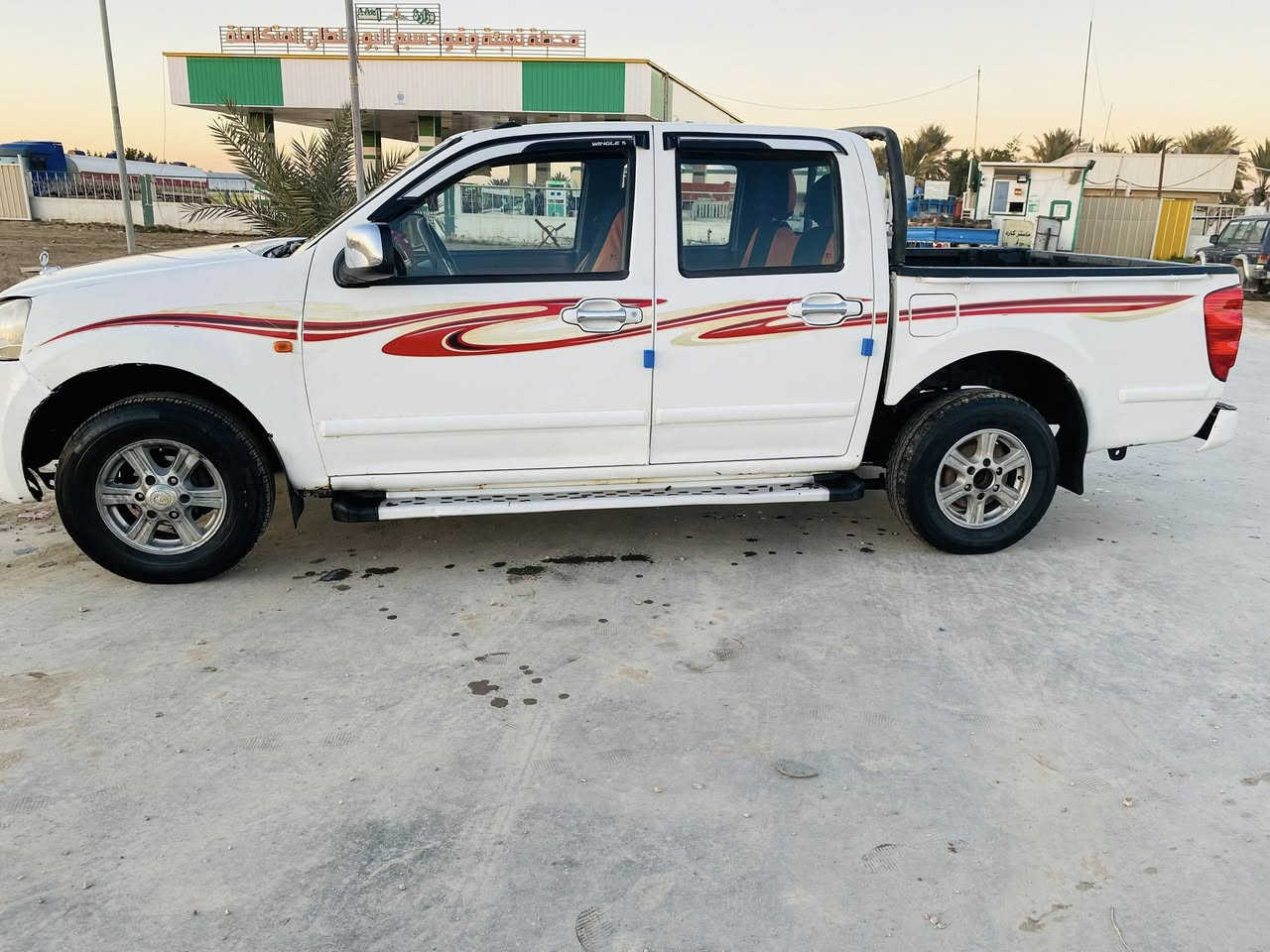 كريت ويل للبيع تخدم الجناي موديل 2013 رقم قادسية سنويه مجدده لل2028شرط التحويل مكفوله كفاله عامه من الضربة والتبديل والجراد // رباع البيبان صبغات بسيطه اثر خياس بدون ضربه  والباقي مكفول من الصبغ  قماره فابلون الشركه بعدا بيهه محرك كير اكسن كفاله كهربائيات كل شغاله حداديه   جاهزه خياس لايوجد بل سياره السعر ٦٤ وبيه مجال لشراي العنوان بابل ***********الاثير بي واتساب 
***********
