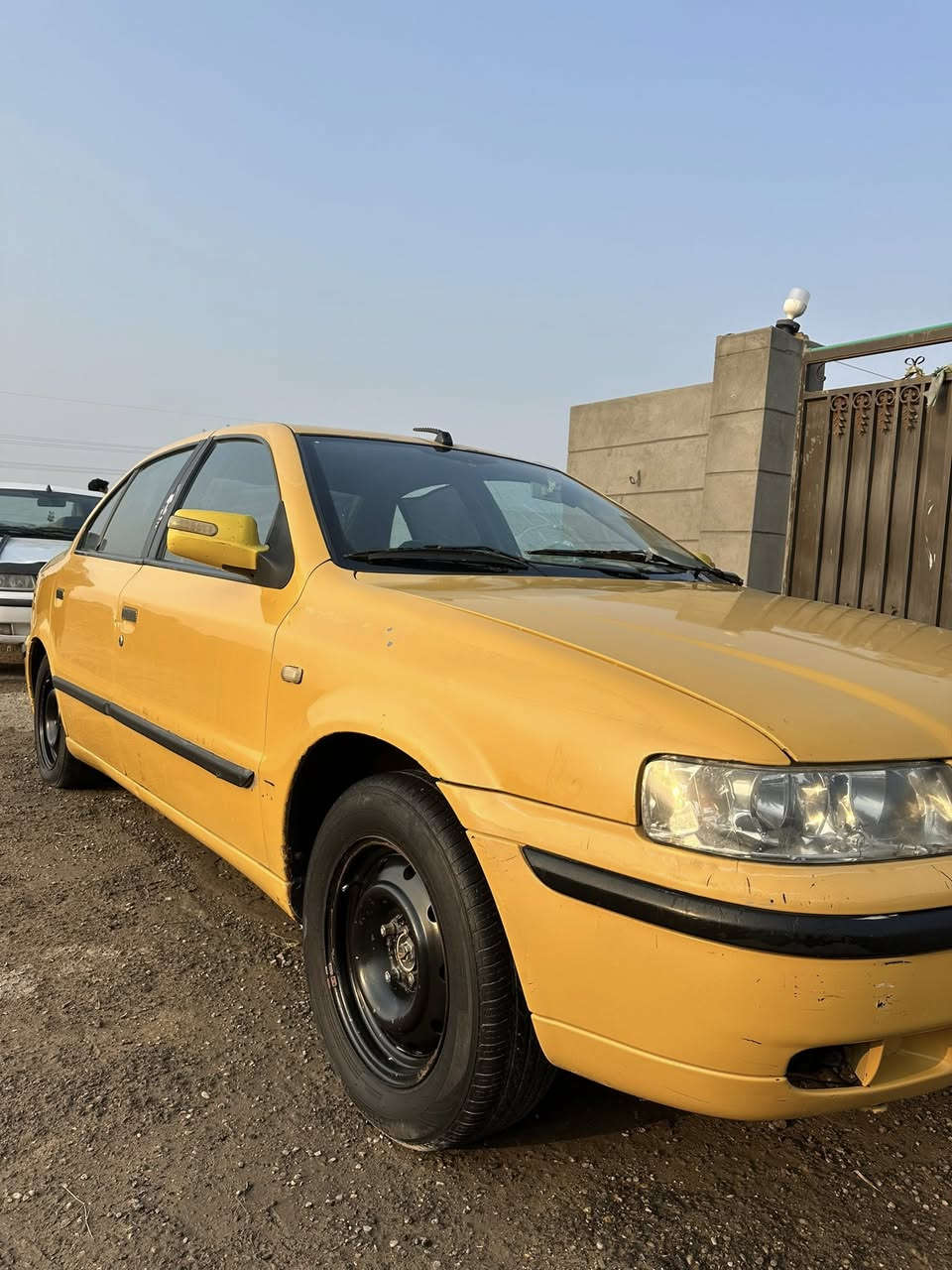 سلام عليكم 
سمند موديل 2013  كرستال رقم نجف انكليزي بأسمي تحويل ثاني يوم سنوية 2030 مصفره هيئة وغرمات سياره بيهه بس صبغ بين باب وجاملغ الخلفية اثر طخه بسيطه مال ستوته سياره جاهزه مكينه وكير وحداديه تدفئه تبريد كله جاهزه سنتر لوك شغال كهربائيات كلهه جاهزه باتري ومشط استيرن جدد استوني شادهن حته فريم ممه جديده مبدللهه مكاني الديوانية الشامية 

رجائن الي مو شراي لا يتصل 

السعر 40 وبيهه مجال 

***********
