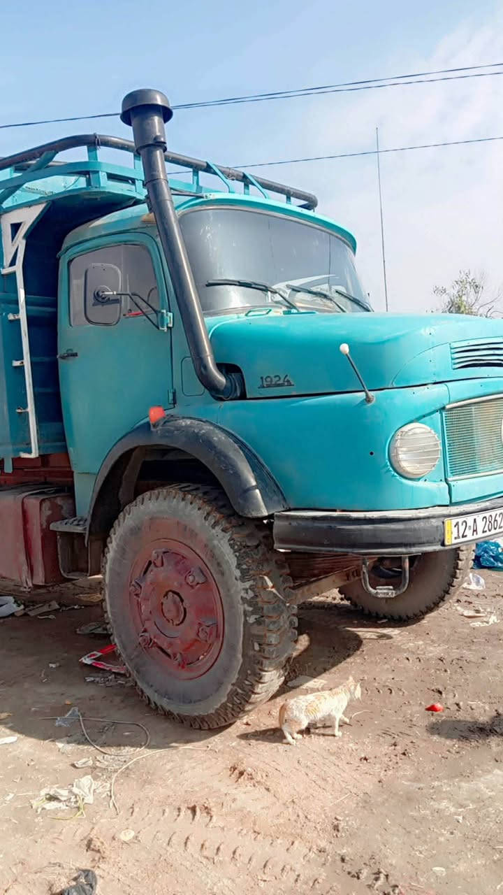 اقجم موديل 56محدث 80
السعر ٣٠ وبيها مجال للشرائح
للاستفسار اكثر الاتصال على ***********
