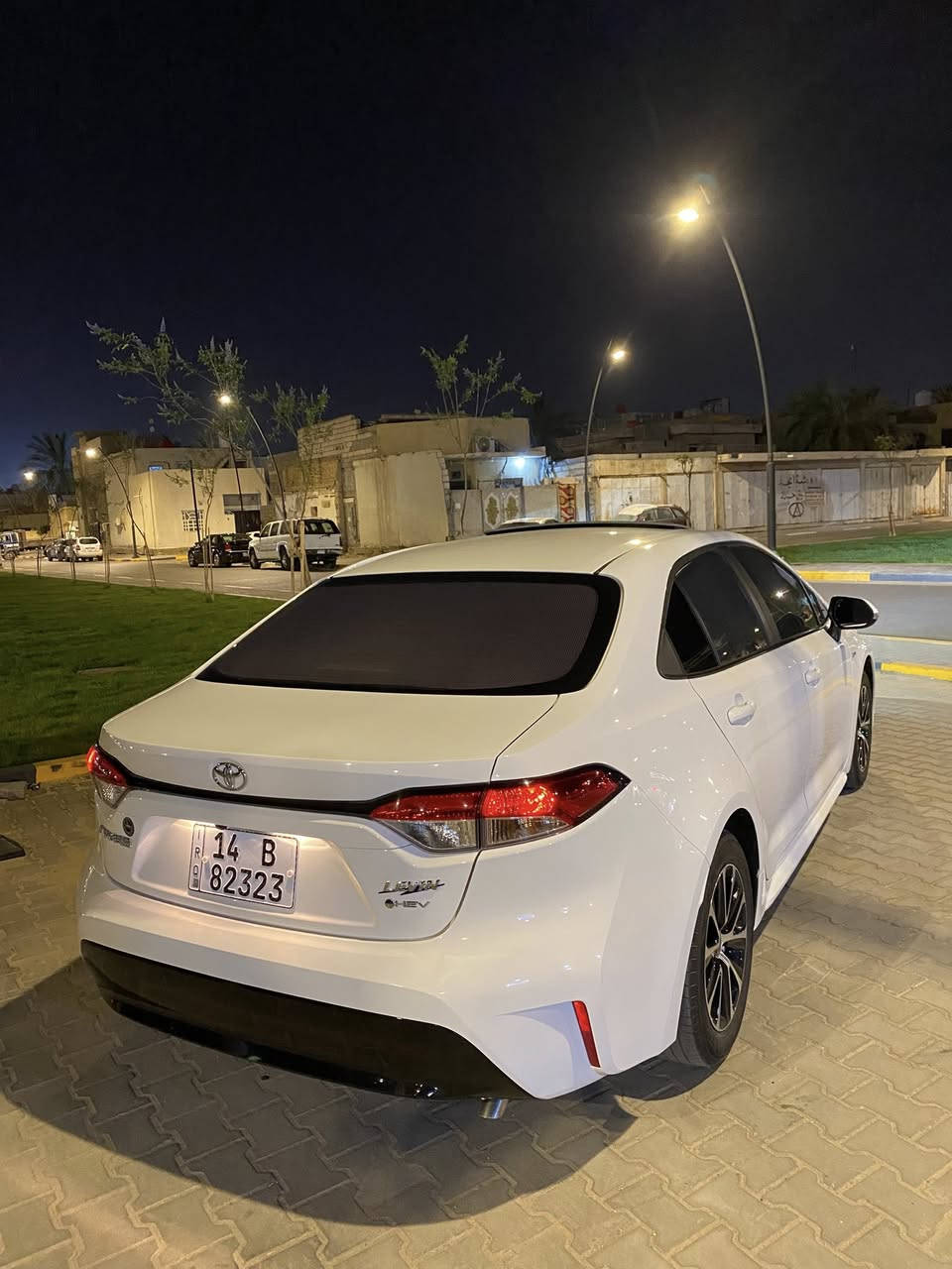 السلام عليكم كورلا 2025 هايبرد الشكل الامريكي 

السيارة بسمي اقساط مطلوبة للمصرف 

ماشيه 5539  زيرو السيارة 

محرك 1.800 هايبرد HEV

✅ فول مواصفات
✅ بصمة ودخول
 ✅ ذكي وسلايد
 ✅ رادار امامي
✅ قيادة ذاتيه
 ✅ تثبيت مسار
 ✅ كامرة خلفية دوارة
✅ لايت زنون LED
✅ دشبول ديجتال 
✅ شاشة وكار بلي 

🌟 مكان السيارة البصرة

كفاله عامه السيارة سعرها 155$ وبيها مجال

للاستفسار :

0770 699 8307
