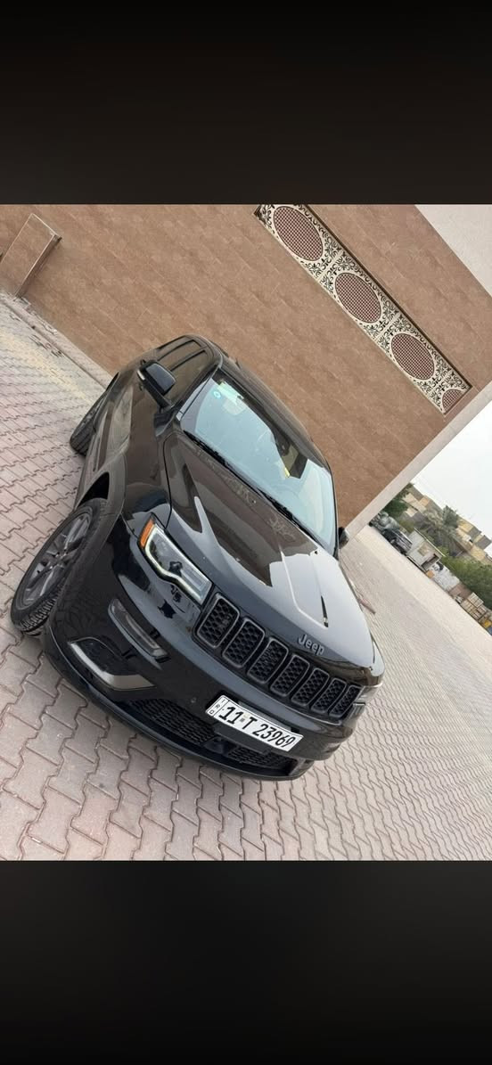 السلام عليكم ورحمة الله وبركاته 
جيب اوفر لاند  2018
فول مواصفات 6 سلندر
٣ قطع صبغ وجاملغ خلفي بارد  
محرك كير مكفولات  
سيارة حيل نظيفة كلشي عل بلاد جديد 
سنوية هزة كلشي جديد
باسمي السنوية بشرط تحويل وغرامـة
سيارة مابيـها دينار مصرف كامل من كل نواحي
فول فول مواصفات شاشة كبيرة لمس كاميرا 
حاسة رادارات كشن جلد كشن كاراباي بصمة 
 تشغيل عن بعد تحكمات ستيرن بلتوس اوكس
 كار بلي أوتو ستوب للتحذيرات تبيرد مركزي
 تحديد سرعة محرك 6 سلندر بنوراما 
السعر ٢١٠ 
صور الحادث بلمنشور 

للأستفسار  ***********
