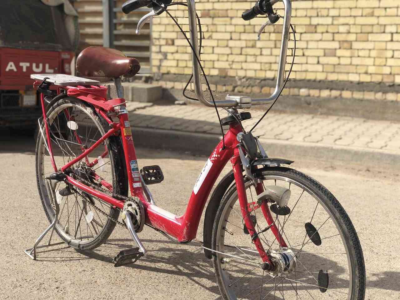 السلام عليكم بايسكل تكسي للبيع الحجم التاير الوره 26 والكدام 22 السعر 75 وبس مجال بسيط العنوان الحسينيه مال راشديه


**إذا كنت صاحب هذا الإعلان وتريد حذفه لأي سبب، رجاءا أرسل رسالة إلى الدعم الفني**