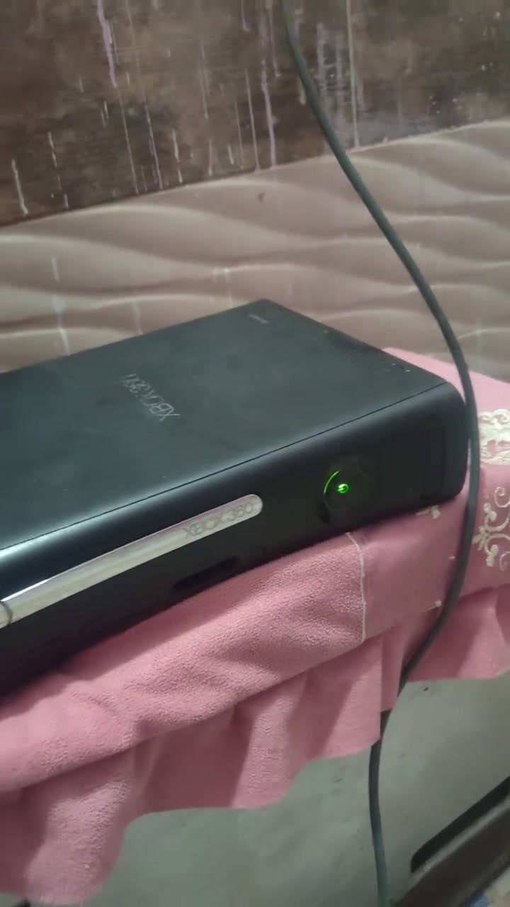 إكس بوكس 360 نضام ارورا ملحقاته كامله بي 35 لعبه محوله اصليه جيتي اي مهكره سعر 110 تفاصيل أكثر خاص


**إذا كنت صاحب هذا الإعلان وتريد حذفه لأي سبب، رجاءا أرسل رسالة إلى الدعم الفني**