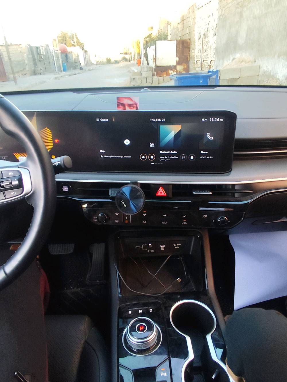 كيه فايف موديل 2024 وراد كوري فول مواصفات ماعده فتحه غاز بلاد محرك الفين دوش سياره كفاله لون ابيض صدفي لوم مميز بدون رقم بصره تسجل جميل محافظات ماعده لإقليم 
سياره ممشى 80  مكاني بصره  علمن وكيل كل محافظة عندي بصم 