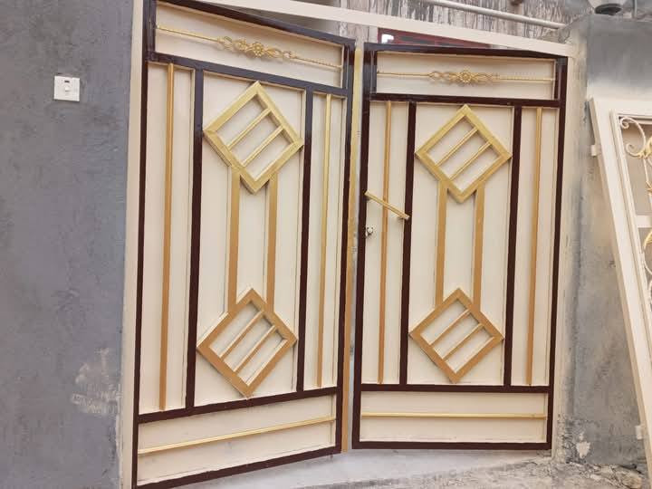 سلام عليكم مستعدون لاصبغ المنازل ول ديكورات بنواعهه وصبغ لبواب ول شبابيك بنسب ل سعار بدارت حسام الصباغ ***********
