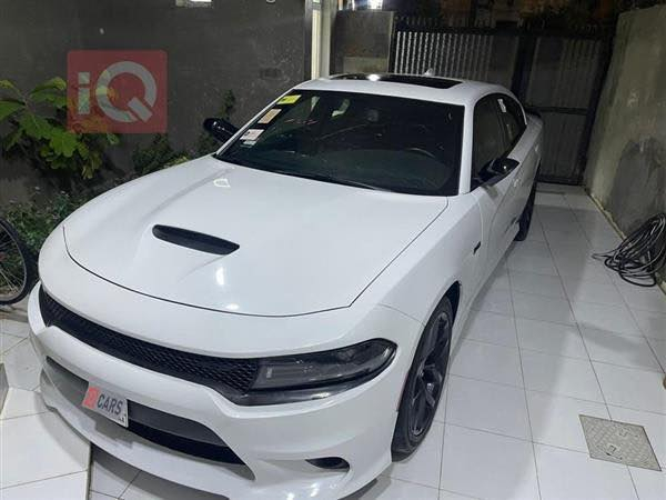 سلام عليكم
دلال جارجر اوباما فقط
متوفر جارجرات SXT/GT/RT
8 سنلدر و 6 سلندر  الي يدور وما لاكي موجود يمي بس دزلي مواصفات وسعر المناسب الك وتلكه عندي 

للاستفسار ***********
