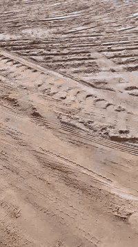 قطعه بالجهه اليمنى المساحه 330 متر سعر المطلوب 35 وبيها مجال اي استفسا...