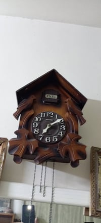 منو عندو من هاي الساعه للبيع الي عندو يراسل خاص وا هذا رقمي 0771259378...