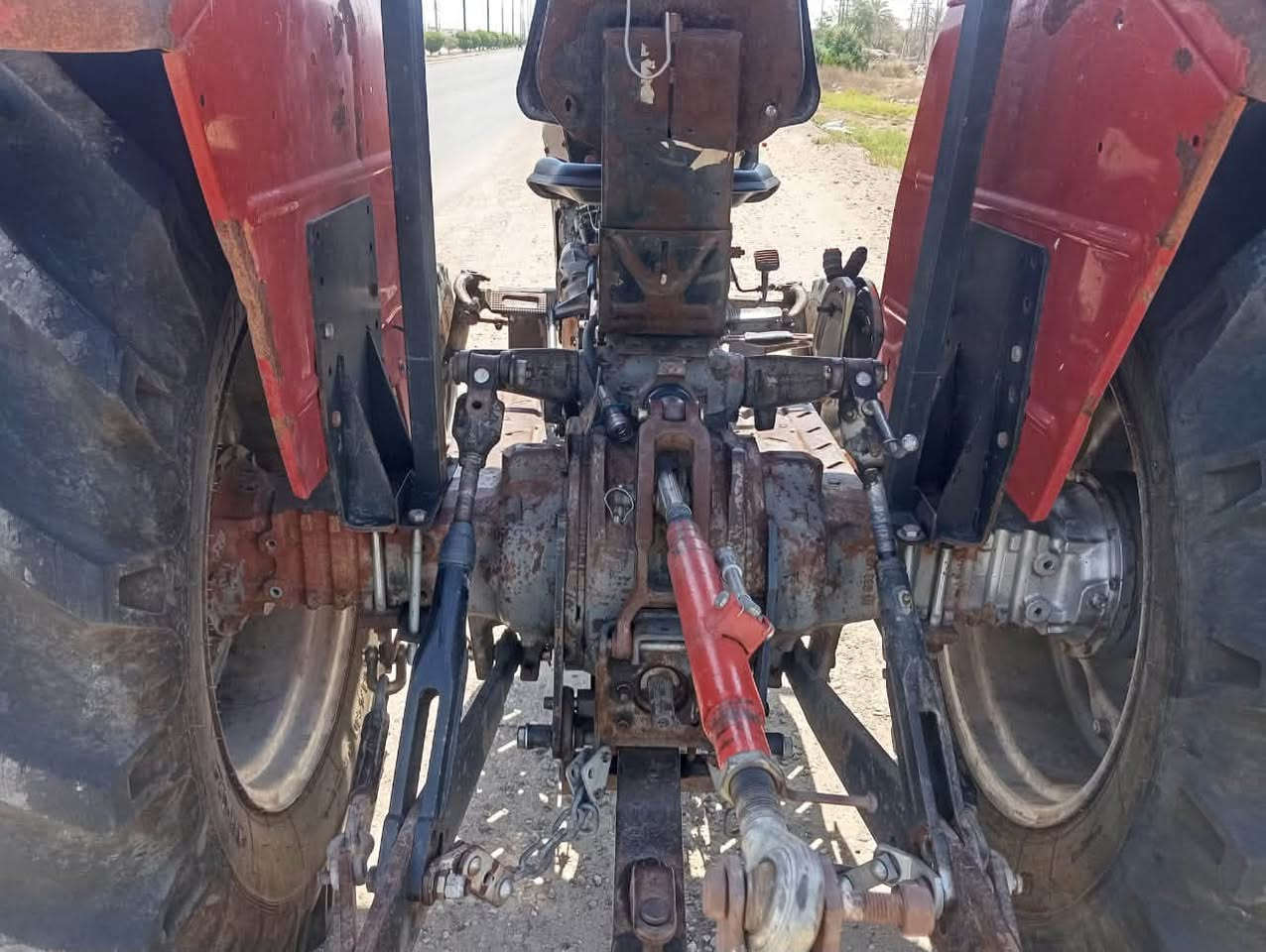 للبيع
تركتر فوركسن حجم 75
المكينه شركه شرط كلها بلادي جاهزه ماناقصه برغي كير محرك جاهز رفع تنزيل ؏ سانتيم يشتغل ساعه ماتصرف عليها لو ربع 
محرك لانفخ ولا تنقيص شركه مال جناي استخدام خاص مال بيت محرك بعده بلون الشركه مكينه مامتعوبه بلعافيه ؏ الياخذه 
كبل يشد الفدان ويطلع للجزيره مكينه جاهزه بدون نقص سبب البيع ضروف خاصه 
اخوان اني مكلف بل نشر هاذه ارقام صاحب المكينه ‭ ‭***********‬.. ‭***********‬

