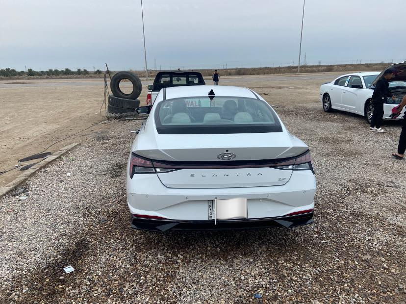 النترا 2021 خليجي محرك 2000 رقم بغداد اتعهد بالتحويل سيارة كفالة من الضربة والصبغ بيها فقط بارد والدوسة مثل ما موضح بالصور السعر 149 مكاني واسط

***********
