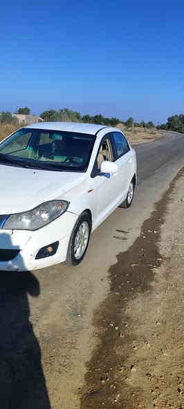 للبيع شيري فلاوين 2013 سياره نضيفه كير ومحرك نضيفات صدر جديد تايرات نضافتهن 70 ب 100 سياره حلوه ونضيفه تجي تشوفه وتقتنع بيه وتشلع عيوني السياره عليه غرامه ورقتين  السعر 30 وبيه مجال مكانه الديوانيه قضاء سومر  للاستفسار ***********
