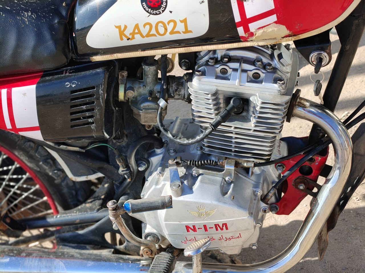 دراجه للبيع نام 21وراق
ماذبلك عليه ربع جاهزه كهربائية كله شغاله 
مكين خير من الله تاير جديد 
المكان قظاء الدوايه ***********
السعر 650وبيه مجال بصيط
