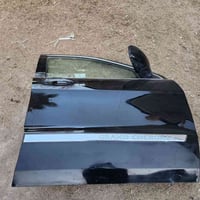 بيبان جيب عدد اربعة وقبغ جنطة كاملات هنة وجامهن وبطاينهن يعني كاملات ل...