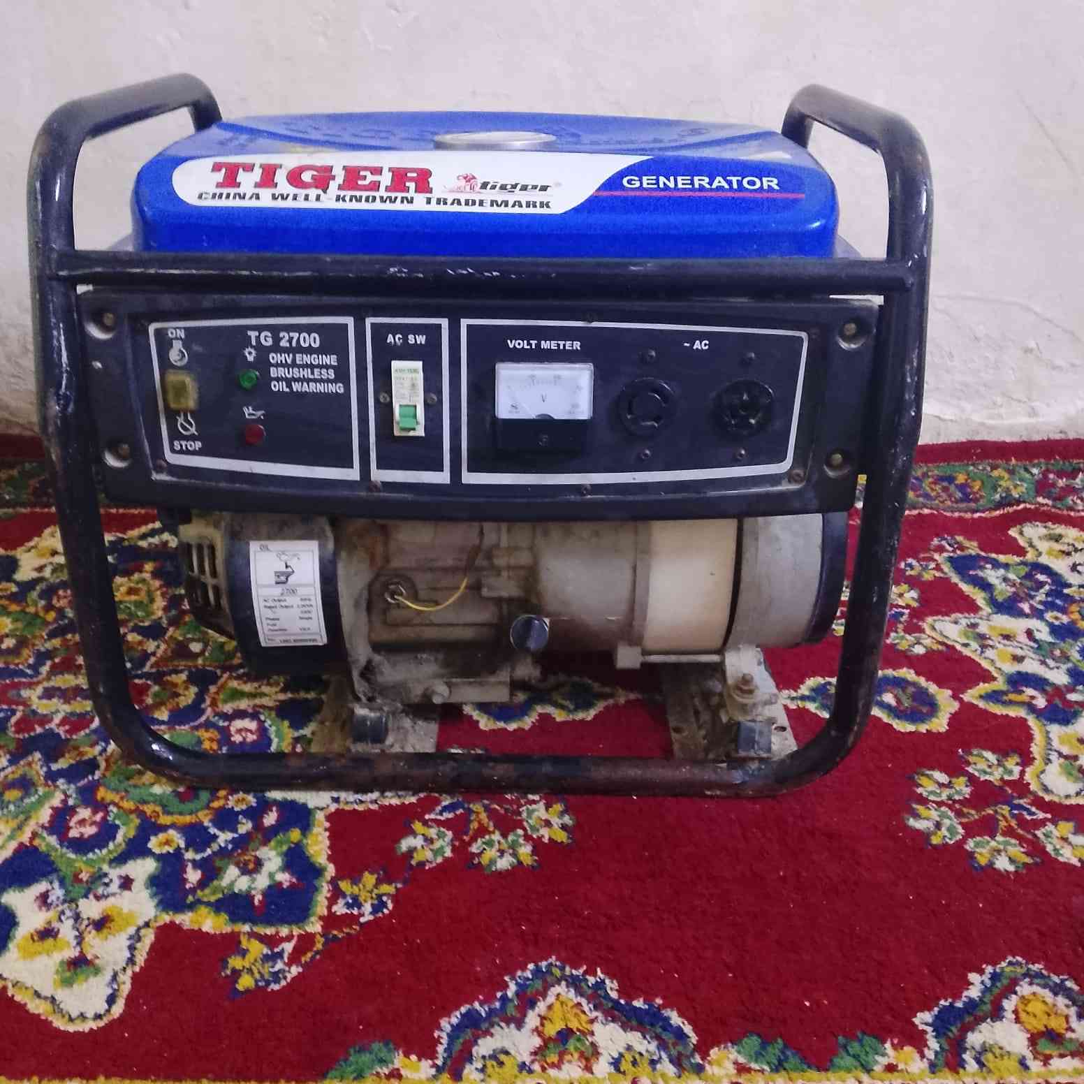 عندي مولد تايكر البيع سعره 200 بيهه مجال التواصل على هاذا الرقم *********** مكاني مدينة الصدر
