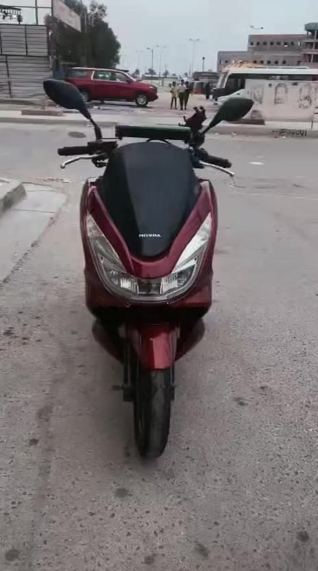 سلام عليكم شباب بي سي اكس للبيع دارجه خير من الله حساسات بيها سعر 1600 رقمي ***********
