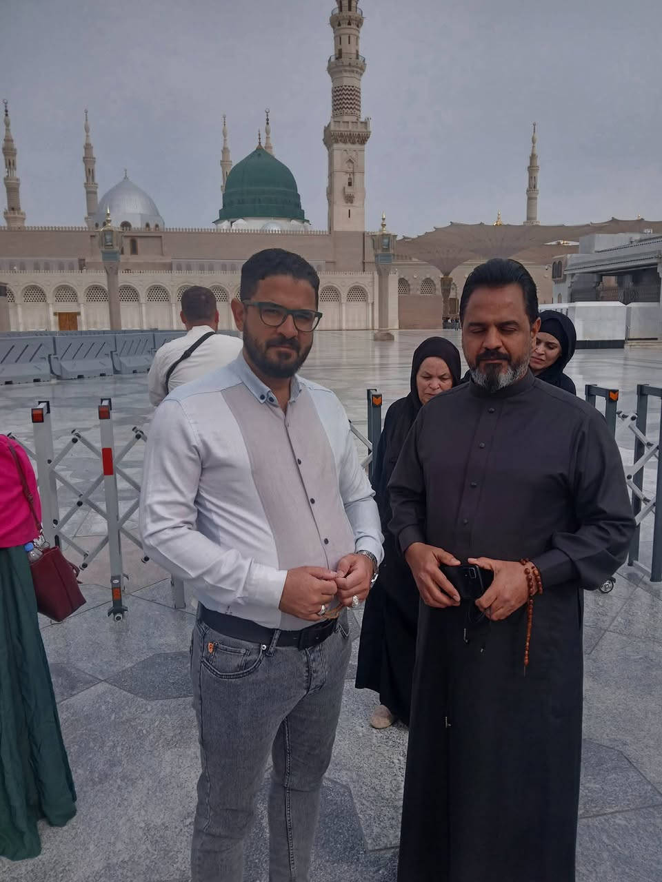 اللهم صل على محمد وال محمد 
بعد اكتمال باصين عمره رجب شعبان  
نعلن عن برنامج شعبان

اعلان رحلة العطلة الربيعية  عمرة شهر شعبان المبارك 
عرض خاص وتم تخفيض السعر لفتره محدوده بمناسبة 
قدوم شهر شعبان وتزامناً مع العطله الربيعية

العمرة في شعبان فيه تكفير للذنوب وتقوية العلاقة بالله. 

عمرة شهر شعبان في  العطلة الربيعية ( عطلة نصف السنه ) كلشي علينا بس صوغتك عليك
المقاعد مع شركة اجنحة المثنى محدوده جداً
لضمان جودة الرحله وتميزها 
📅 موعد رحلتنا القادمة: 2026/٢/٣

رحلات العمرة  براً:
السعر٩٠٠ الف نقداً
الاقساط١٠٥٠ فقط عرض تخفيض لمدة محدودة
يوجد نظام الاقساط على الماستر كارد
----————————
⬛ مميزات رحلة العمرة براً:
بإشراف المتعهد: محمد الوهامي
✅ الانطلاق والعودة من وإلى مقر الشركة
✅ الإقامة في فنادق مميزة:
🔸 المدينة المنورة: فندق مجاور للحرم النبوي
🔸 مكة المكرمة:  (في العزيزية)
         
✅ 3 وجبات طعام
✅ 3ايام ليلتين  في المدينة + 6 ايام في مكة
✅ زيارات دينية كاملة للمزارات في مكة والمدينة
✅ رحلة سياحية اختيارة إلى جدة( على حساب المسافر) 
✅ باصات حديثة ومريحة
✅ إشراف إداري وديني كامل مع مرشدين أكفاء

🎁 هدايا مميزة لكل معتمر:
▫️ حقيبة كتف
▫️ كتيب "المهم في العمرة"
📌 المستمسكات المطلوبة للتسجيل:
▪️ جواز سفر نافذ
▪️ صورة شخصية بخلفية بيضاء

📞 للحجز والتسجيل:
يرجى إحضار الجواز والصورة إلى مقر الشركة،
أو إرسال صورة الجواز عبر الواتساب على أحد الأرقام التالية:                                               
***********. أتصال ووتساب
📍 موقعنا في المثنى(السماوة):
ملاحظه ليس لدينا فرع ثاني او مندوب خارج الشركة
تسليم الجوازات حصرا داخل الشركة 
شارع النادي الرياضي مقابيل حديقة النور ومندي عدن
