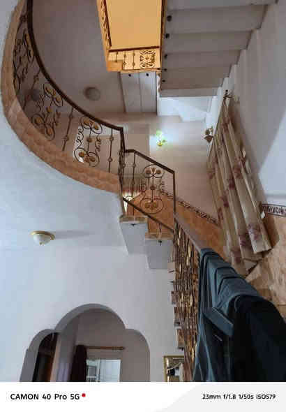 بيع مستعجل تم تنزيل السعر...بيت في كربلاء حي المجتبى مساحة 200م طابقين على ساحة 5 غرف نوم مع جميع الملحقات طابو صرف الحي راقي كافة الخدمات متوفرة السعر 300 مع المجال للاستفسار ***********/***********
