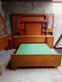 سرير • رمادي • شارع 60