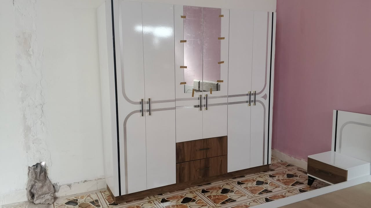 سلام عليكم غرفه تركيه دراجه اول ما مستعمله ابد مكان نجف سعر 3750وبيه مجال ***********
