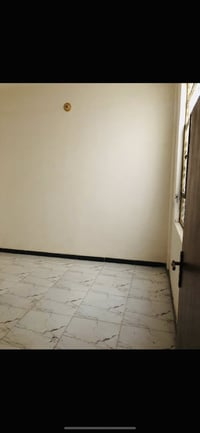 شقه جديده للايجار طابق ثاني مكونه من حولي وغرفتين ومطبخ وحمام الموقع ا...
