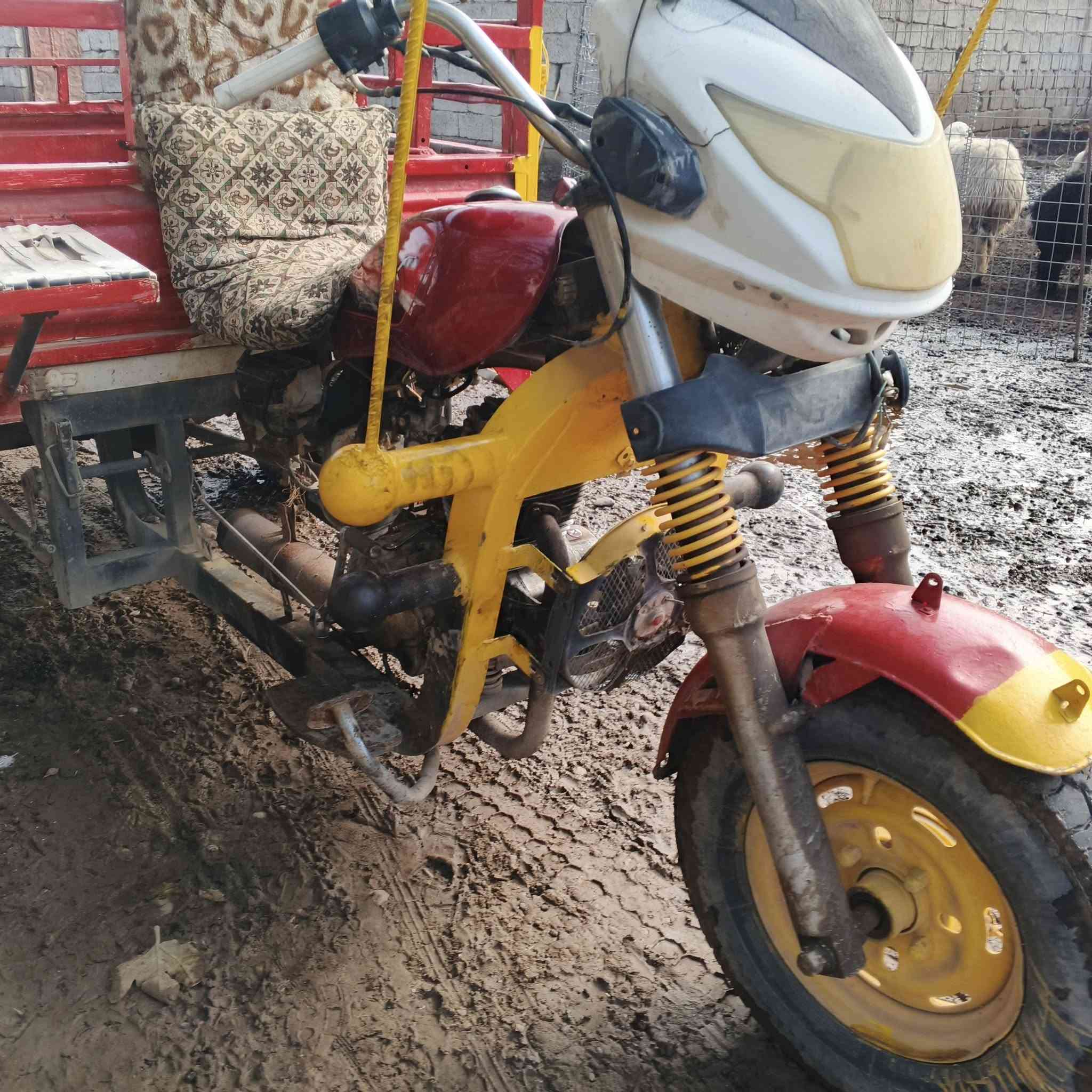 سلام عليكم يوجد ستوته البيع
المكان سديرة سفلى ***********
