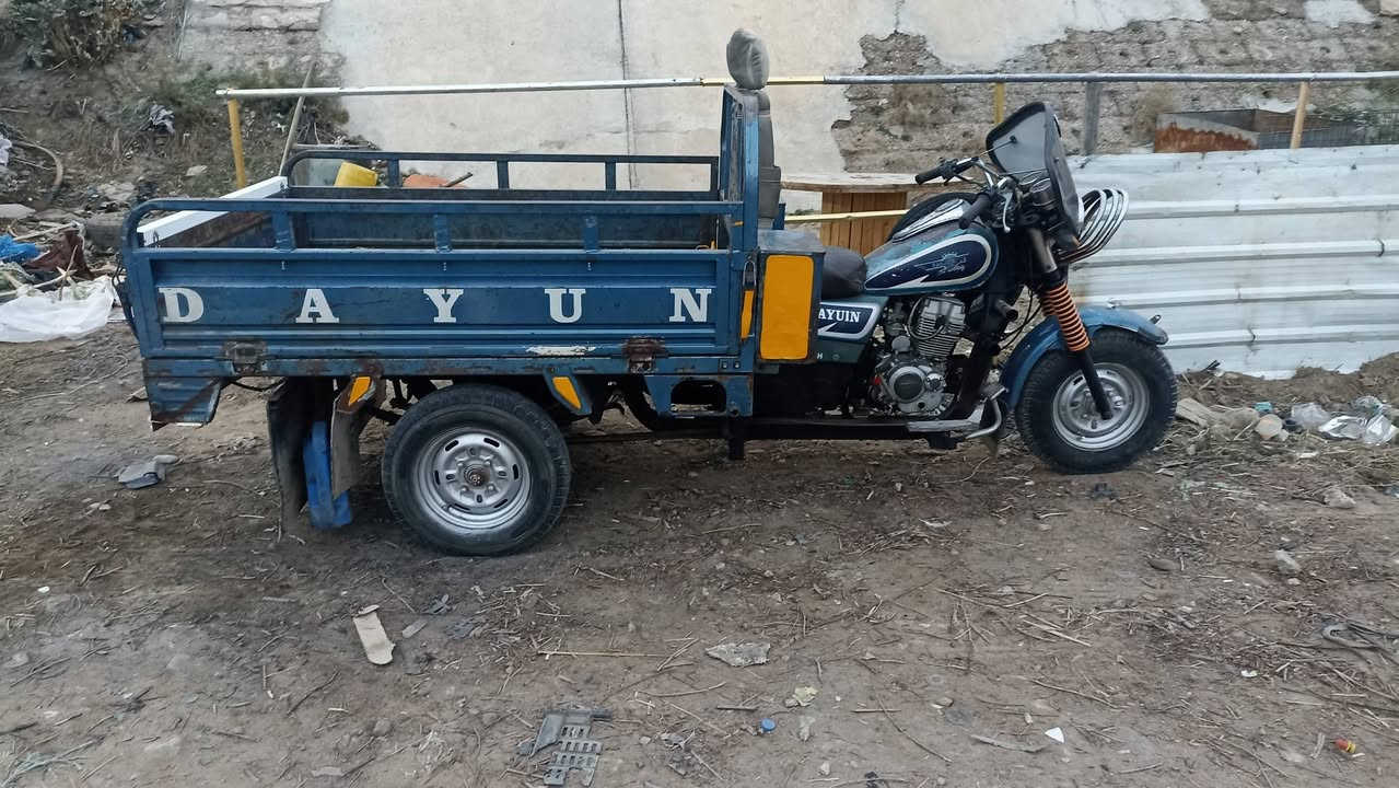 سلام عليكم ستوته موديل 14اوراق جديده السعر مليون 500اتصال ***********
