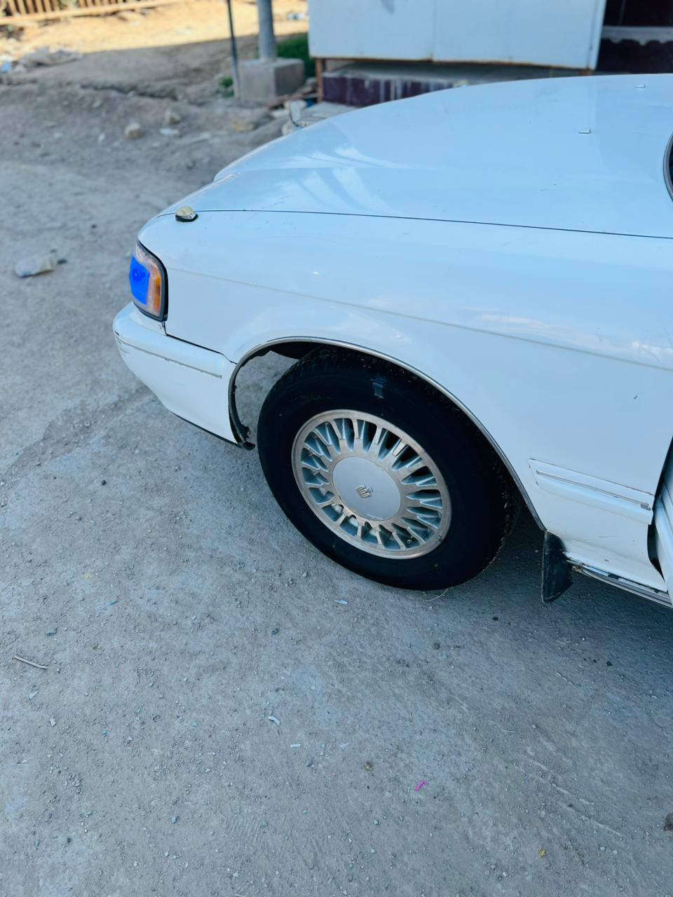 موديل 1993✅
رقم بغداد دولي بسمي شخصيأ✅ 

سياره مال جناي كير ومكينه بجيس✅ 

مكينه 2500 تخم تاير جدد ✅

سنويه ل2030 شهر ل7✅ 

تبريد توني شاده منضومه ✅

بيهه طخات بسيطه يرادلهه ترتيبات بسيطه✅

بيهه ضربه جاملغ الخلفي✅

  شاصي نضيف  ✅

مصفره غرامات ✅

سعر 72 بيهه مجال بسيط ✅

مكاني ناصرية قضاء الشطرة ✅

***********
