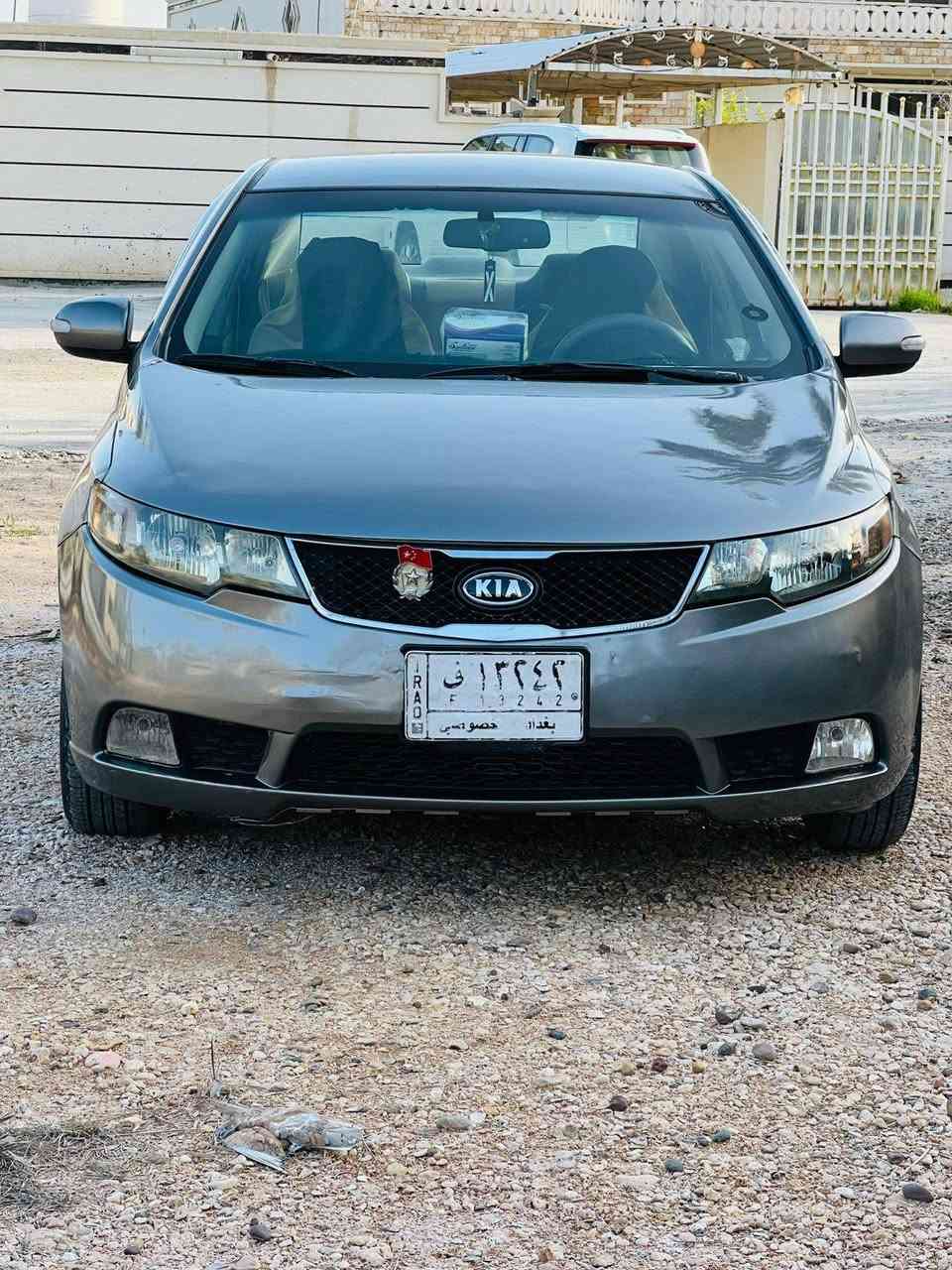 فورتي موديل 2010 وارد أمريكي بيه صبغ ٥ قطع بدون دواخل سياره بيه سونار بل منشور سياره جاهز كير مكينه حداديه  تبريد تدفئه كامره رقم بغداد سنويه جديده السعر 85 أوبيه مجال المكان بابل محاويل رقم الهاتف ***********
