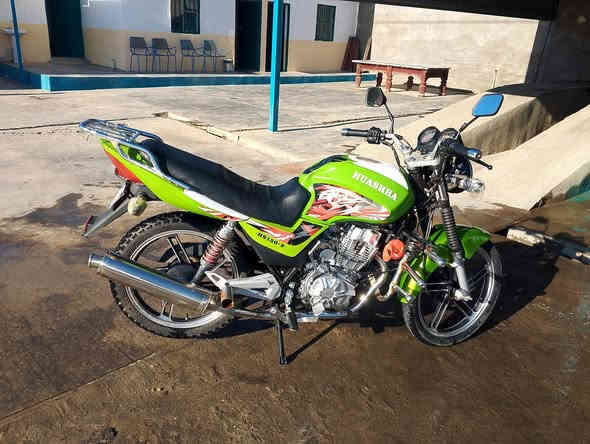 سلام عليكم اخوان هيوشه للبيع موديل 23 بيه كمرك محركه بلادي كلشي بيه بلادي سعره 950وبيه مجال قليل مكاني رمادي ابوطيبان ***********/رقم ثاني 
 /*********** متواجد خاص
