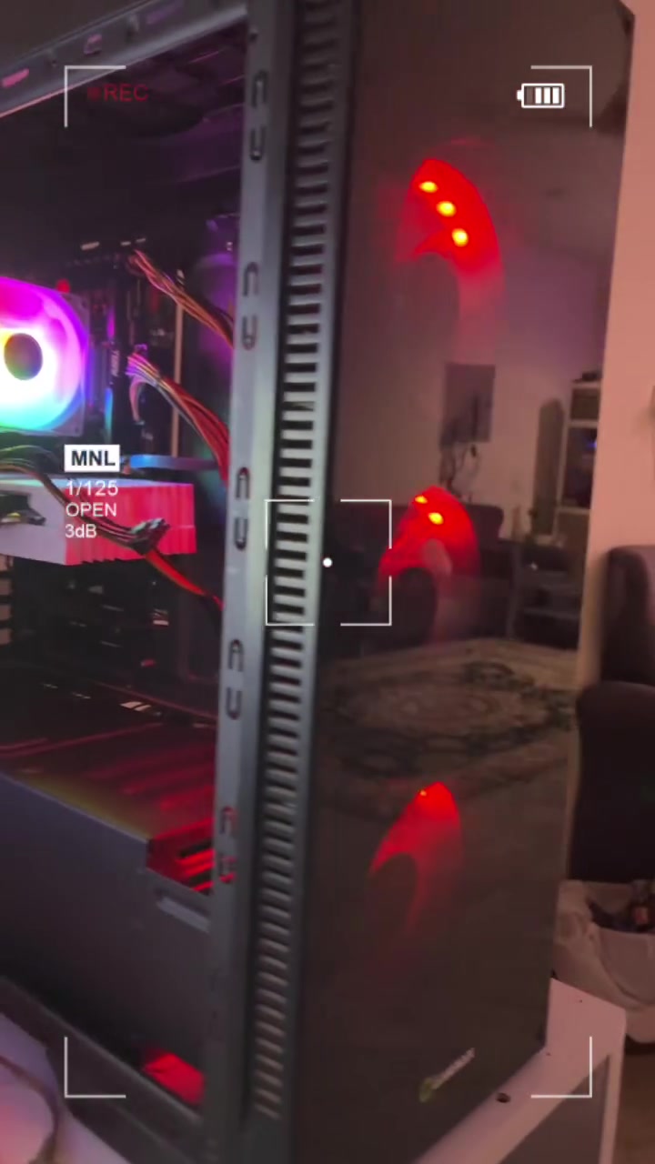 E5 2680 v4
Ram : 16 G Ddr 4 2666

Hard :  ssd 256 G

M.b : X99 A4 

Psu 550 W

Gpu : rx 580 8 G ابيض 

Case : GameMax 6 fan

***********
توصيل جميع المحافظات متوفر 

السعر 350 الف
