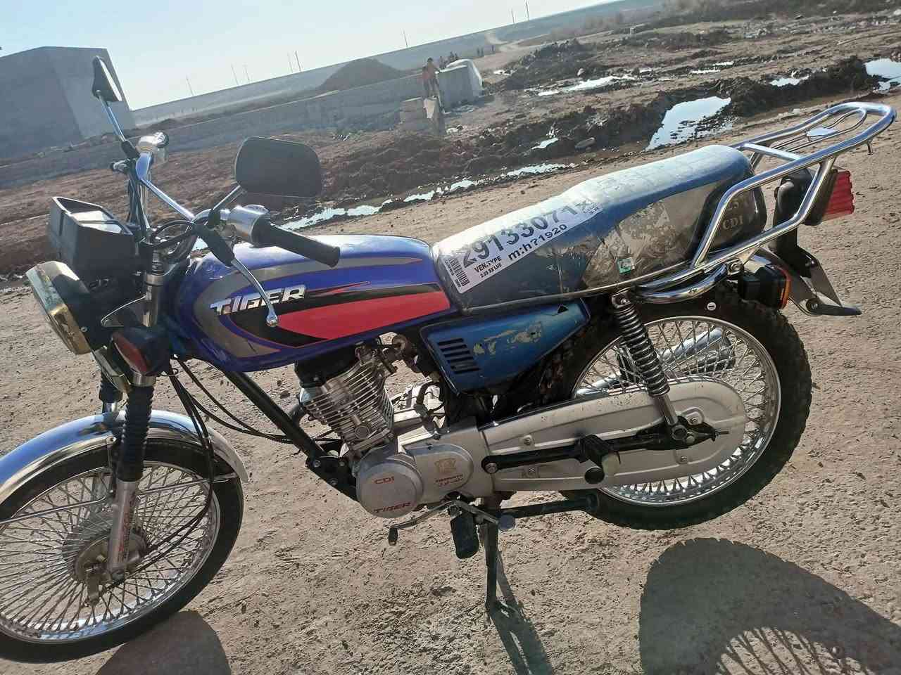 السلام عليكم موطور للبيع الفين وعشرين شرط بول هندر يشتقل كلشي مناقصو فقط كهرباءيات وشقالات بيدك تربطهن اذا تعرف السعر 400 وبي مجال


**إذا كنت صاحب هذا الإعلان وتريد حذفه لأي سبب، رجاءا أرسل رسالة إلى الدعم الفني**