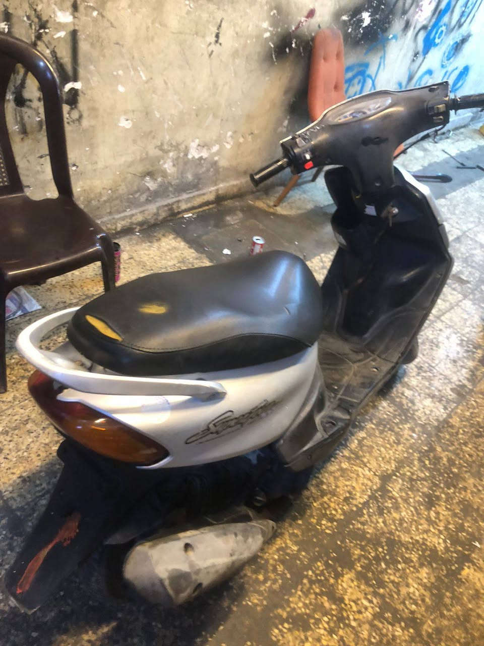 سلام عليكم دراجه ماكس قجمه بلاديه. بيها كابريتر تجاري سلف اصلي مكينه مكفوله نكره سلف نقصها فج سعرها ب٤٠٠ وبيها مجال كلش بسيط مكاني بغداد لاعضميه رقمي :***********
