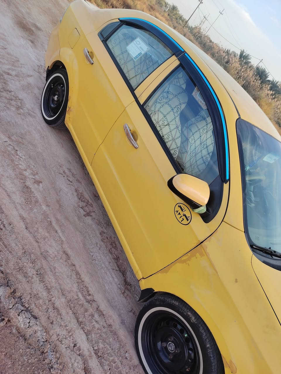 افيو للبيع ٢٠١١ مصفره هيئه سنويه ماصاقطه سعره 55 بيه مجال مكانه الرميثه ***********
