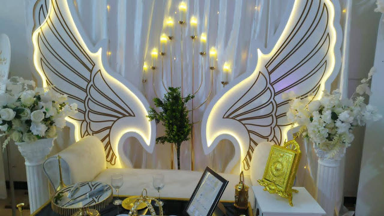 كوشات الباشا .لجميع المناسبات ديكورات حديثه حجز وات ساب ***********
