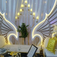 كوشات الباشا .لجميع المناسبات ديكورات حديثه حجز وات ساب 07751206921