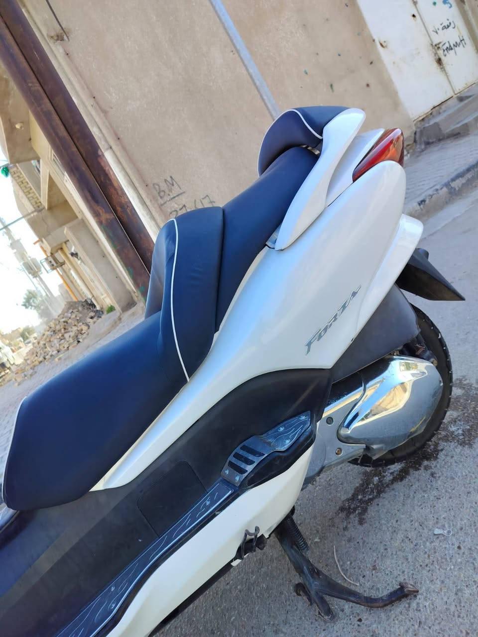 سلام عليكم فورزه رنبه 9/0 /7كير /4تحؤيلات استيرن رياضي  استاند حساس منضؤمه زنؤن متغير   بكلايت كرستال اكلؤب جنطه 
كهربايات كيجات كلهه شغاله 
لون مميز بلاد دراجه نضافه فؤل 
اؤراق كامله  تخم تاير جديد طستهه ناعمه 
 دراجه مكفؤله  كلهه  شلعه ؤمعدل فؤل سعرهه مليؤن و 300مكانهه بغداد شراي اتصل عرقم ؤتدلل رقمي***********
