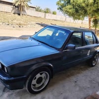 بي ام 320 • ستة سلندر • رقم بغداد