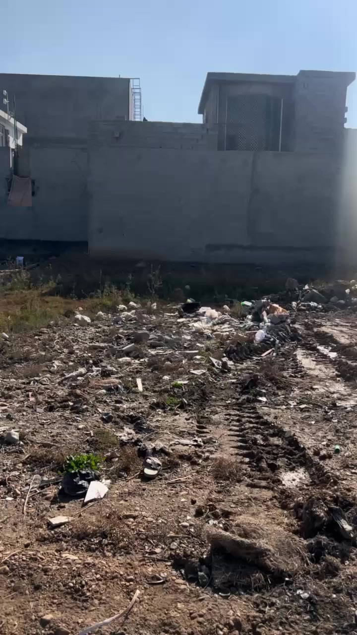 قطعة ارض للبيع بهرز حي القادسية قرب اسواق صباح  مساحة 100 متر  سند 25 وبسعر مناسب  موقعة حيل حلو وبسعر مناسب للتواصل واتس او اتصال على هذا الرقم ‭
0772 255 7082‬
