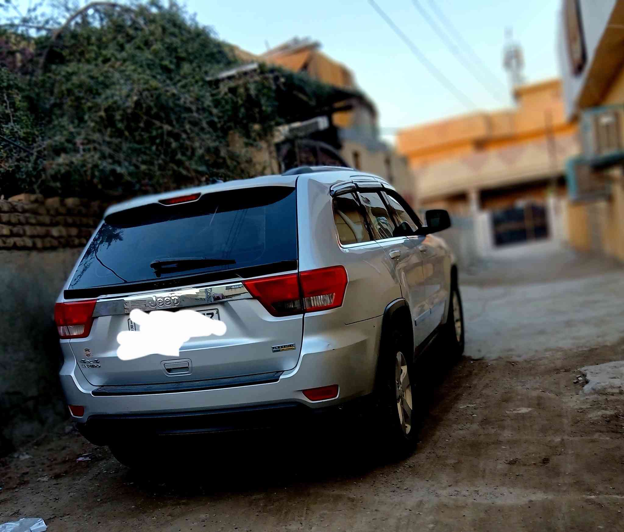 اسلام عليكم جيب لاريدو
فول مواصفات عدا التندة 

دفع رباعي

تحكم ستيرن 

شاشة

تبديل جاملوغ أمامي بلادي وباب بلادي وبنيد بلادي 

رقم مميز سليمانية 

رقم جديد

السعر145 وبيهة مجال قليل 

***********

هزة جديدة 
مكانهة صلاح الدين الدجيل
