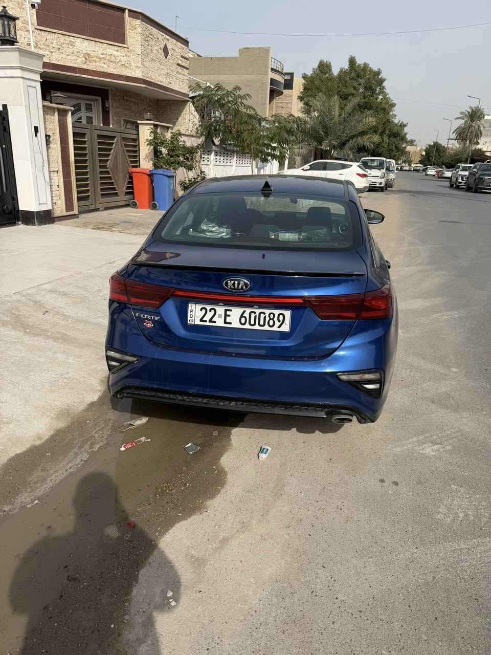 السلام عليكم للبيع كيا فورتي موديل 2020
حادث جامغ وبنيد بدون دواخل بدون ايرباك 
وبيها بارد بلباب 
نص موصفات 
تخم تاير جديد
سيارة جاهزة من كلشي فقط الشاشة الاناره مالتها ضعيفه 

رقم اربيل بأسمي 
سنوية جديدة 2031 
تاريخ الهزة.  2026/10/30  ينتهي

السعر 125 وبيه مجال بسيط

***********

