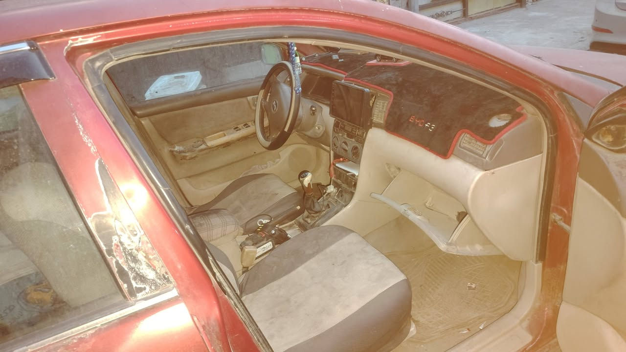 بي واي دي ٢٠٠٧ رقم مثنى مميز للبيع تخم تاير جديد صدر امامي خلفي جديد كير جديد مشط ستيرن بور ستيرن جدد
محوك يبخر كهربائيات يرادلهن ترتيب ***********
