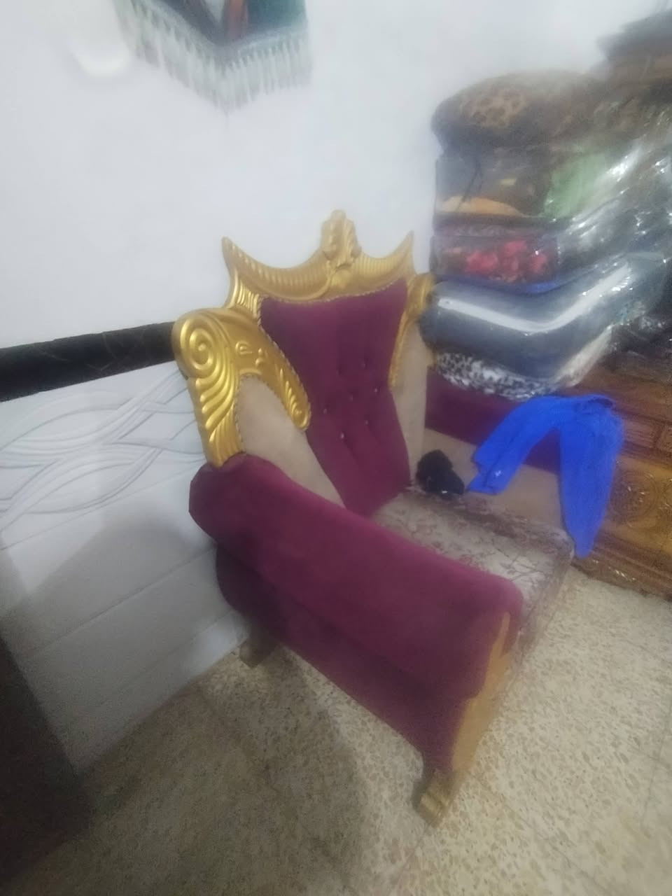 سعره ٢٥٠ جامع طه ١٠ مقاعد ***********
