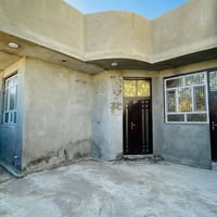 الحسين الثاني • ٢٠٠م • غرفتين