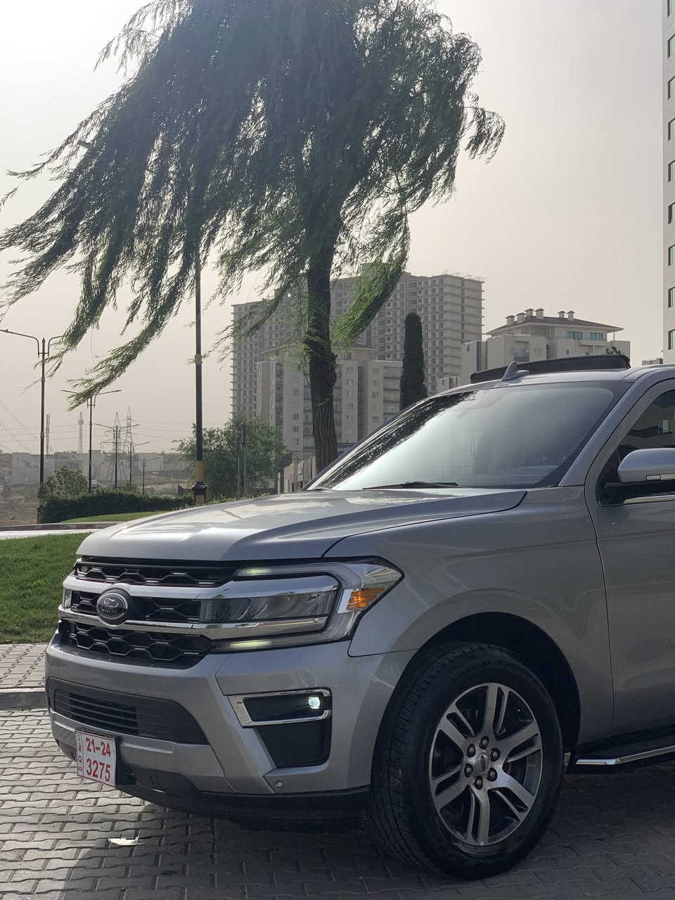 Ford Expedtion 2023
Limitd فول مواصفات 
داخل الاصفر 
***********
