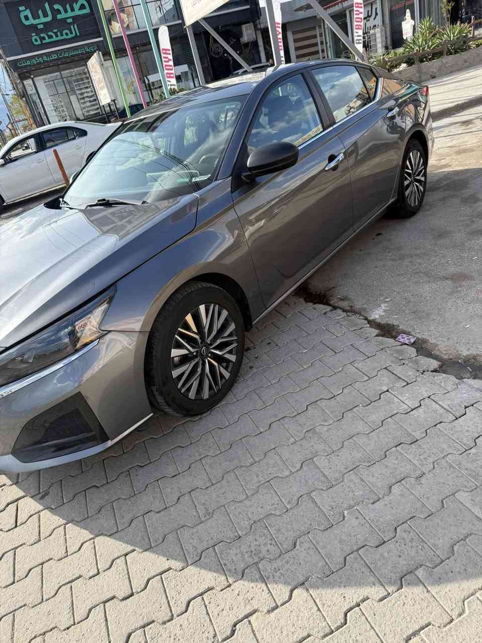 نيسان التيما موديل 2024 مواصفات SV معروفه بصمه ابواب بصمه صندوك بصمه تشغيل عن بعد شاشه كاميره تحديد سرعه تحكمات بل استيرن رادارت امامي جانبي مانع ال انصدام نيظام ايكو توقف ذاتي داخل صاج ويل كاب هوايه مواصفات بيها كير محرك شرط حجم محرك 2500 اربع سلندر ماشيه 42الف مايل حادث جاملغ خلف وباب خلفي بدون ايرباك مدة ترقيم 90يوم سياره تترقم حسب رغبتك اربيل دهوك سليمانيه  رقم تلفون***********مامتواجد عل فيس

مكاني كركوك
